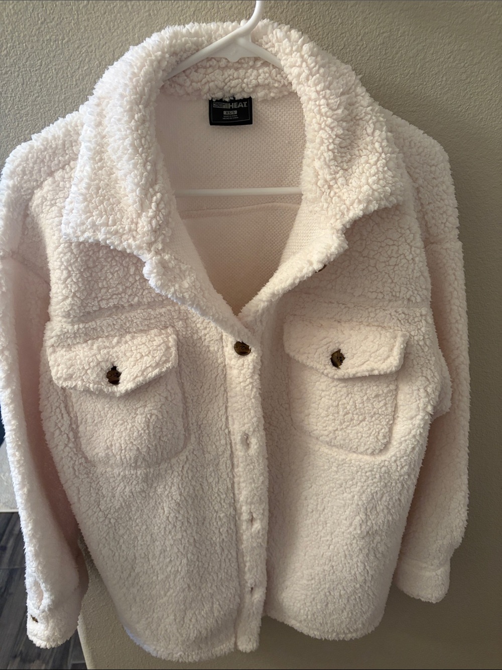 32 Degrees Cream Sherpa Jacket with Chest Pockets